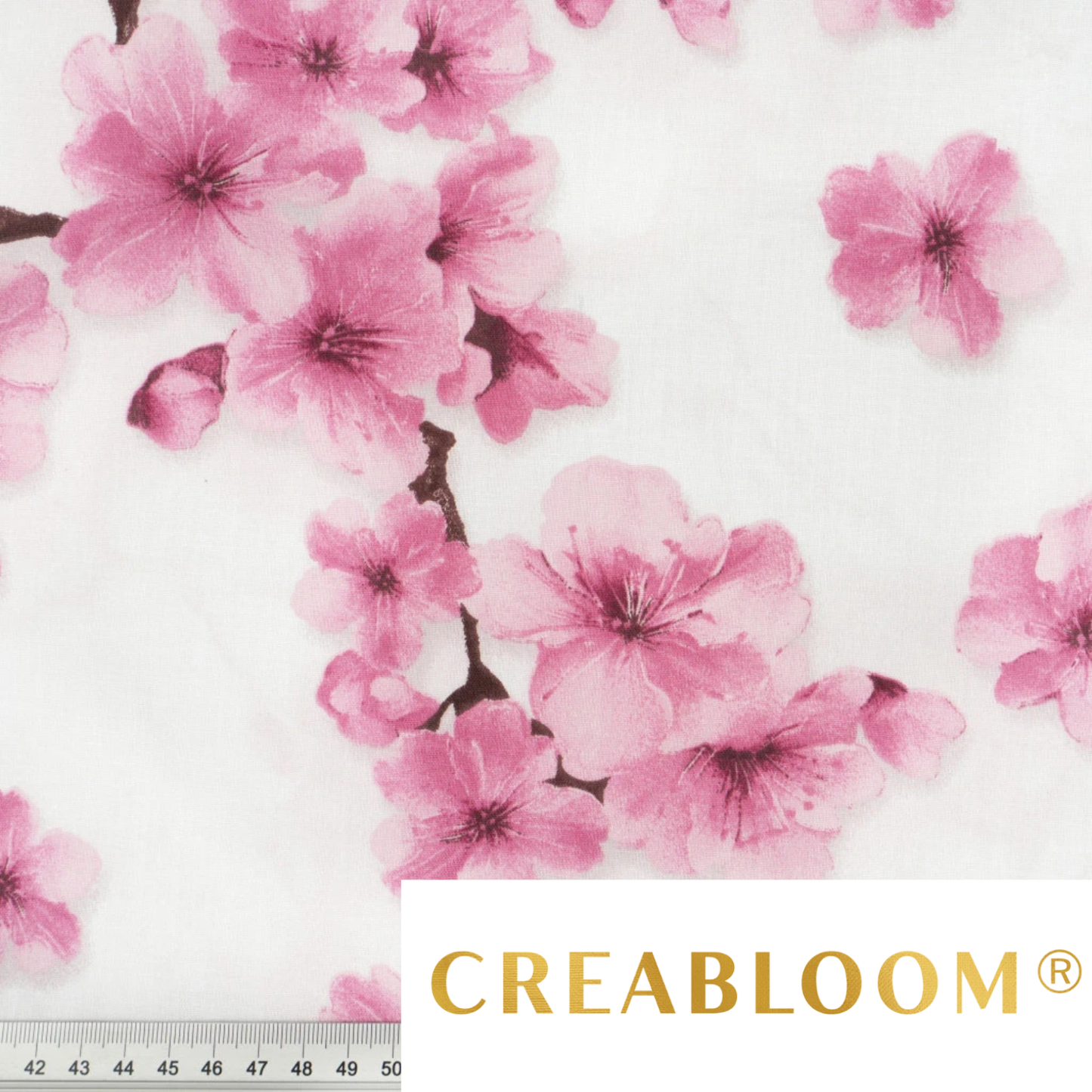 Tela de algodón con estampado floral