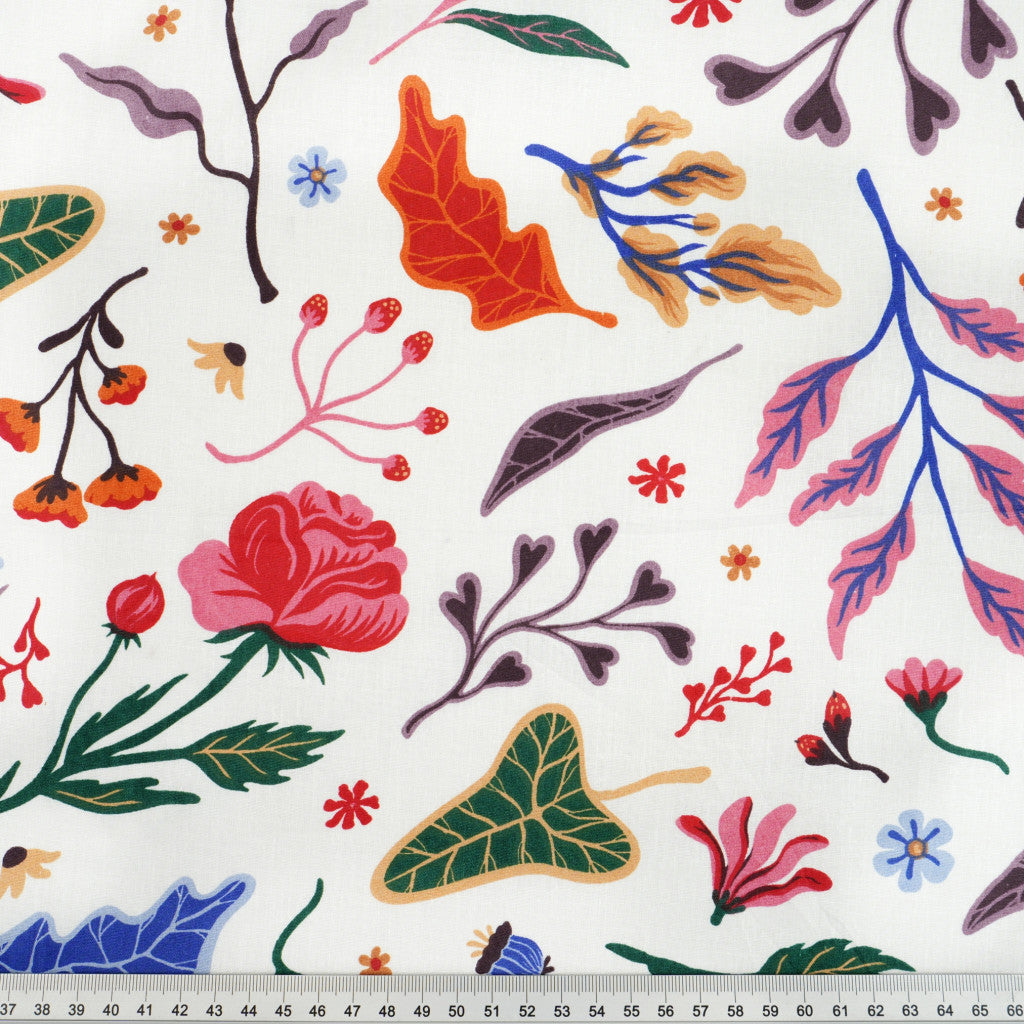 Tela de algodón con estampado floral